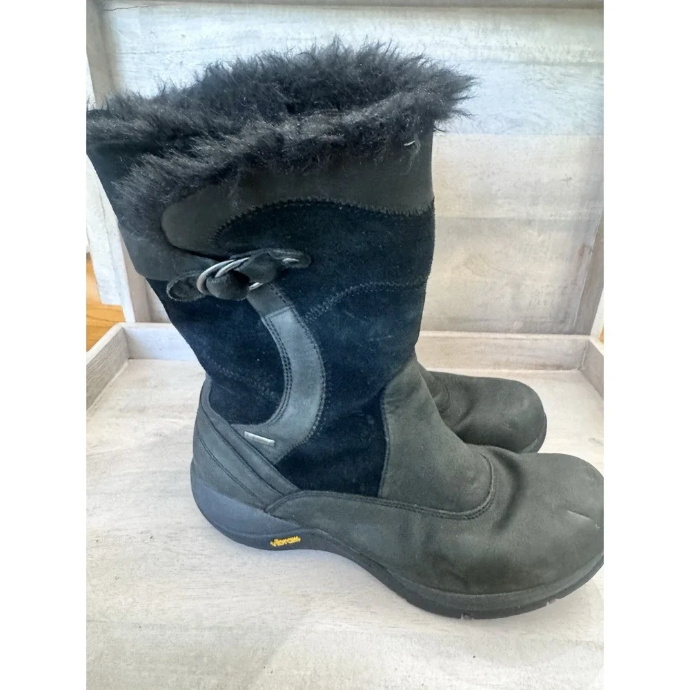 Vibram  Womens Black Winter Boots Size 39 With Faux Fur Leather Upper‎